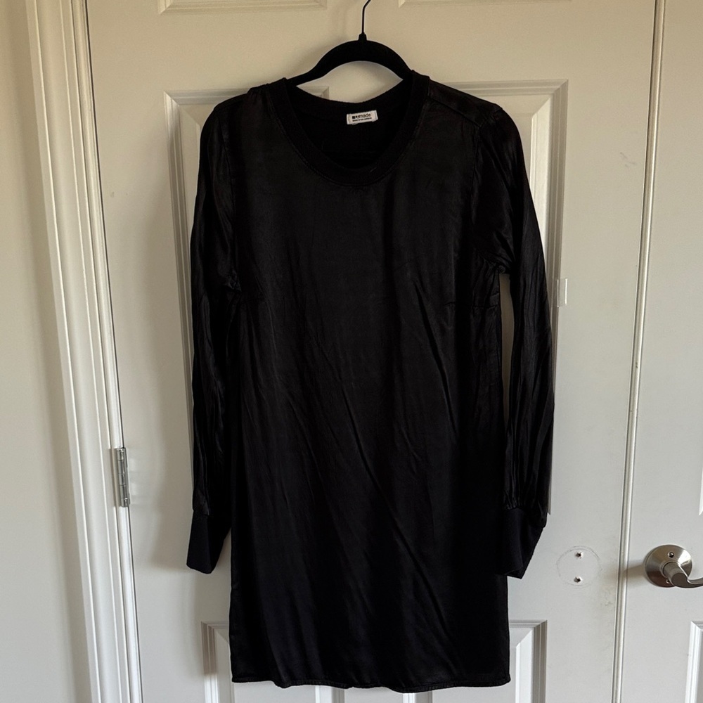 LA Made Satin Shimmery Long Sleeve Black Dress Size Small 100% Rayon